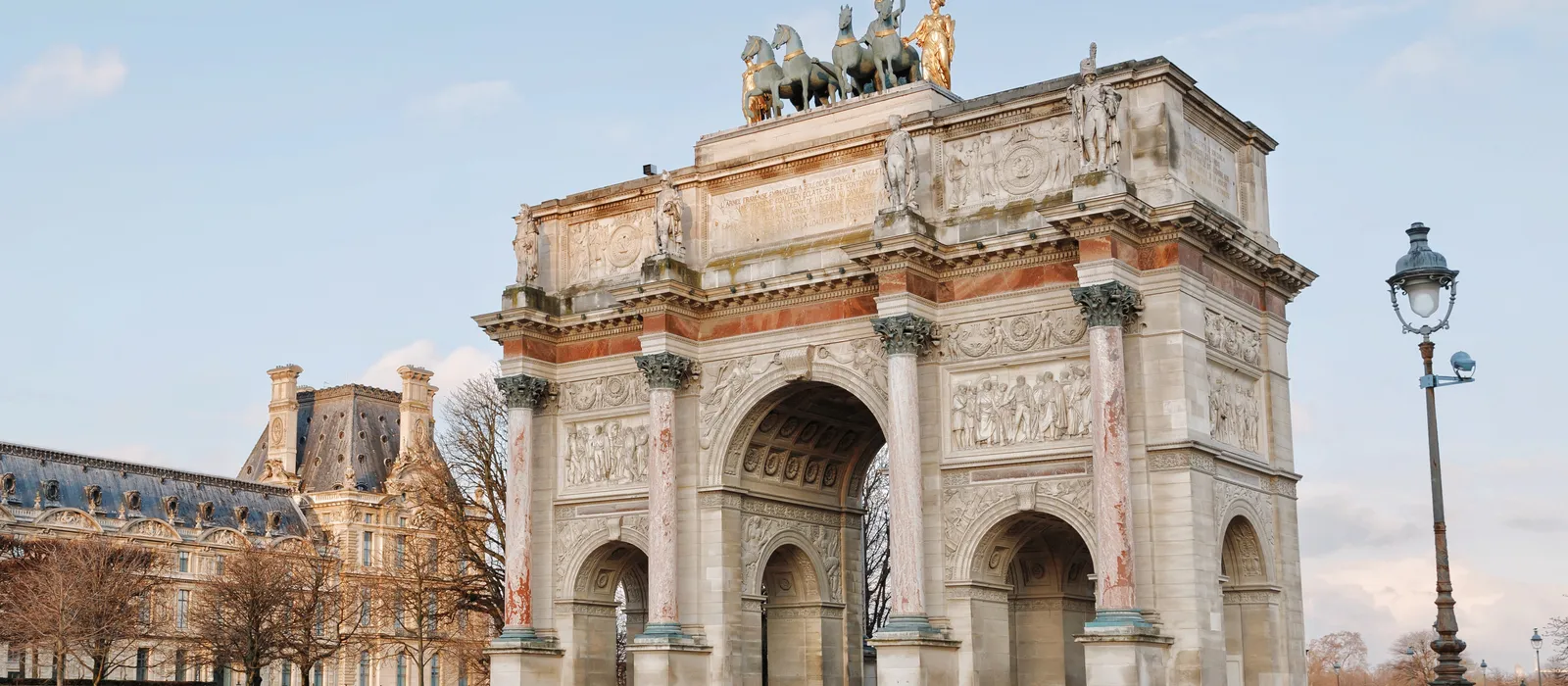 Arc de triomphe du Carrousel, au Louvre — Paris